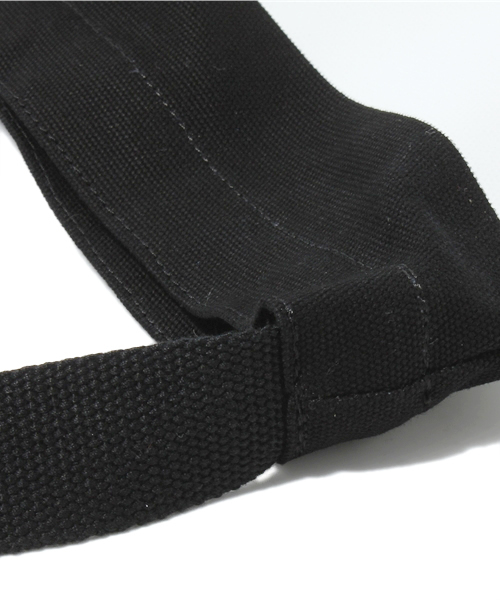 coen（コーエン）の「coenロゴキャンバスポストマンショルダーバッグ（ショルダーバッグ・レディース・ブラック/ナチュラル・フリー）」の6枚目の写真