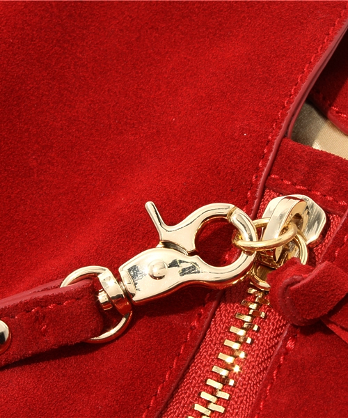 NANO universe（ナノユニバース）の「カウスエード 2WAY BAG（ショルダーバッグ・レディース・レッド/ブラウン/ブラック・FREE）」の10枚目の写真