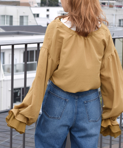w closet(ダブルクローゼット)の「袖プリーツシャツブラウス(シャツ/ブラウス・レディース・ベージュ/マスタード/モカ/ラベンダー・FREE)」の18枚目の写真