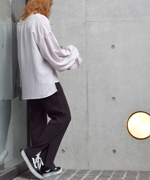 w closet(ダブルクローゼット)の「袖プリーツシャツブラウス(シャツ/ブラウス・レディース・ベージュ/マスタード/モカ/ラベンダー・FREE)」の21枚目の写真