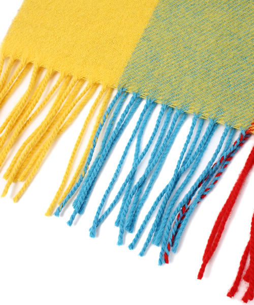 SHIPS JET BLUE（シップスジェットブルー）の「SGS: スコットランド製　ラム/チェック　マフラー（マフラー・メンズ・オフホワイト/レッド/グリーン/オリーブ/ネイビー/その他/アイボリー/ブラック/ブルー/ダークブルー/グレー/ダークグレー/カーキ/ワインレッド/ロイヤルブルー/コバルトブルー・ONE SIZE）」の19枚目の写真