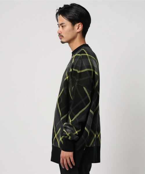 JOHN LAWRENCE SULLIVAN（ジョンローレンスサリバン）の「CHECKED OVERSIZED KNIT SWEATER（ニット/セーター・メンズ・ブラック/オレンジ・SMALL/MEDIUM）」の5枚目の写真