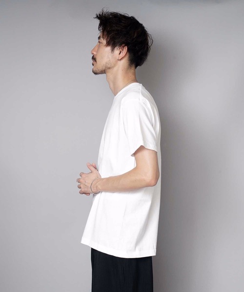 HANES(ヘインズ)の「【HANES/ヘインズ】【究極の肌触り】JAPAN FIT 2枚組 クルーネックT 丸胴・タグレス コットン100% 日本人向けサイズ(Tシャツ/カットソー・メンズ・ホワイト・SMALL/MEDIUM/LARGE/X-LARGE)」の4枚目の写真