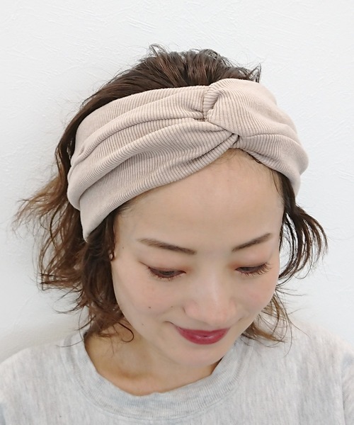Three Four Time（ｽﾘｰﾌｫｰﾀｲﾑ）の「リブカット幅広ターバン（ヘアバンド・レディース・ブラック/ベージュ/グレー・FREE）」の9枚目の写真