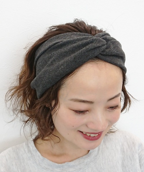 Three Four Time（ｽﾘｰﾌｫｰﾀｲﾑ）の「リブカット幅広ターバン（ヘアバンド・レディース・ブラック/ベージュ/グレー・FREE）」の8枚目の写真