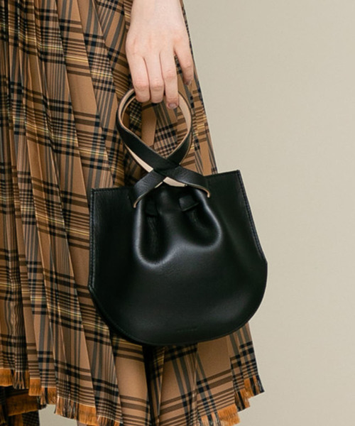 MARROW（マロウ）の「【MARROW(マロー)】ミニカーブハンドバッグ MR-17003（ハンドバッグ・レディース・ブラック/ブラウン・FREE）」の15枚目の写真