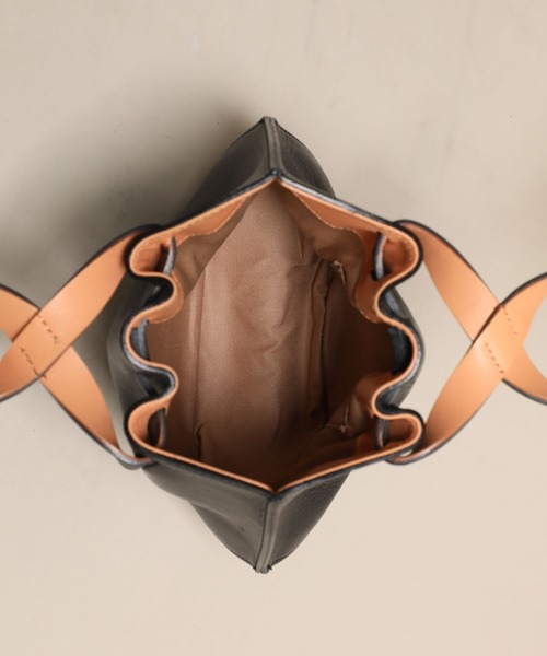 MARROW（マロウ）の「【MARROW(マロー)】ミニカーブハンドバッグ MR-17003（ハンドバッグ・レディース・ブラック/ブラウン・FREE）」の18枚目の写真