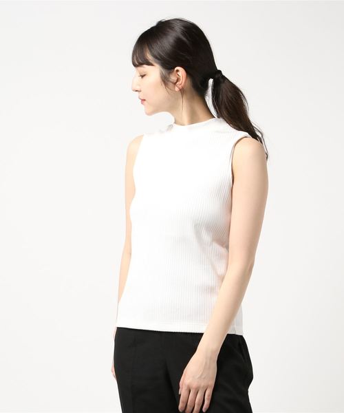 A/C DESIGN BY ALPHA CUBIC（エーシーデザインバイアルファキュービック）の「【WEB&一部店舗限定】モックネックノースリーブプルオーバー（Tシャツ/カットソー・レディース・ピンク/オフホワイト/マスタード/ブルー/ブラック・M size/L size）」の15枚目の写真