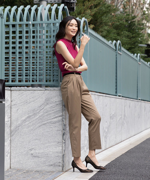 A/C DESIGN BY ALPHA CUBIC（エーシーデザインバイアルファキュービック）の「【WEB&一部店舗限定】モックネックノースリーブプルオーバー（Tシャツ/カットソー・レディース・ピンク/オフホワイト/マスタード/ブルー/ブラック・M size/L size）」の21枚目の写真