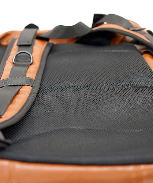 And A（アンドエー）の「PU LEATHER BACKPACK（バックパック/リュック・メンズ・ブラック/ブラウン・FREE）」の10枚目の写真