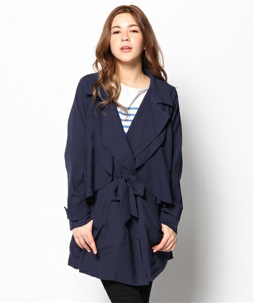 WHO'S WHO gallery（フーズフーギャラリー）の「フリルトレンチNEW（トレンチコート・レディース・ライトグレー/ベージュ/ネイビー・FREE）」の21枚目の写真