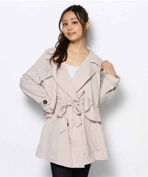 WHO'S WHO gallery（フーズフーギャラリー）の「フリルトレンチNEW（トレンチコート・レディース・ライトグレー/ベージュ/ネイビー・FREE）」の5枚目の写真
