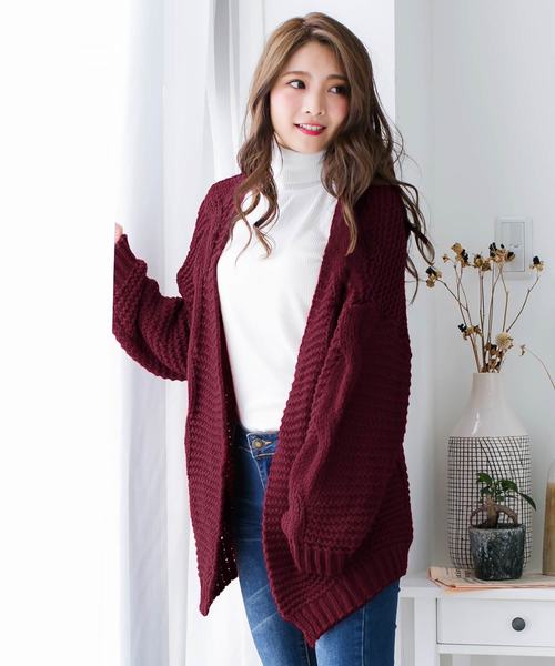 Julia Boutique(ジュリアブティック)の「ケーブル編みローゲージニットカーディガン/510524(カーディガン)」|ボルドー