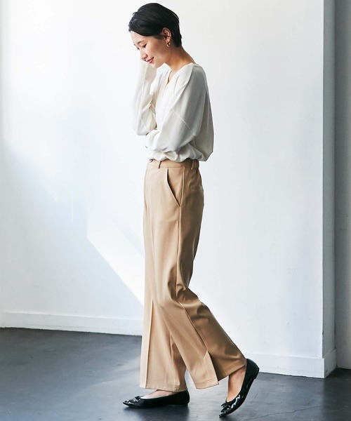 GeeRA(ジーラ)の「センタープレスストレートパンツ(その他パンツ・レディース・ベージュ/ピンク/グリーン・MEDIUM/LARGE/X-LARGE)」の6枚目の写真