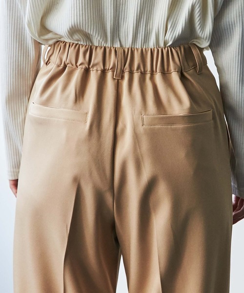 GeeRA(ジーラ)の「センタープレスストレートパンツ(その他パンツ・レディース・ベージュ/ピンク/グリーン・MEDIUM/LARGE/X-LARGE)」の9枚目の写真