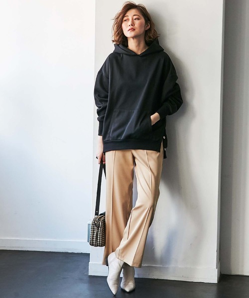 GeeRA(ジーラ)の「センタープレスストレートパンツ(その他パンツ・レディース・ベージュ/ピンク/グリーン・MEDIUM/LARGE/X-LARGE)」の20枚目の写真