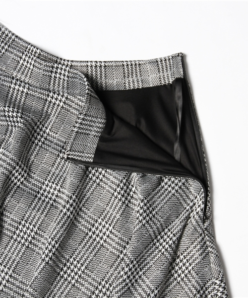 BEAMS LIGHTS Women's（ビームスライツ ウィメンズ）の「BEAMS LIGHTS / チドリチェック フレアースカート（スカート・レディース・ホワイト/グレー・36/38）」の10枚目の写真