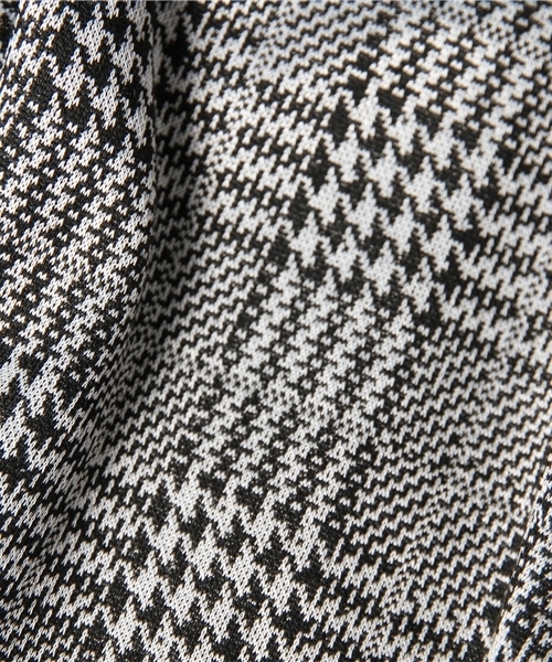 BEAMS LIGHTS Women's（ビームスライツ ウィメンズ）の「BEAMS LIGHTS / チドリチェック フレアースカート（スカート・レディース・ホワイト/グレー・36/38）」の4枚目の写真