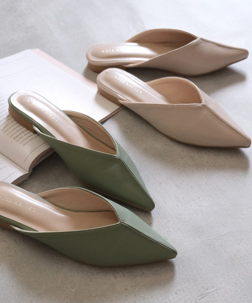 AmiAmi(アミアミ)の「センターシーム入りVカットミュールサンダル(サンダル・レディース・ブラック/グリーン/アイボリー/キャメル/パイソン/ブラウン/ブラウン系その他/ベージュ/ダークブラウン/チェック/ベージュ系その他/ベージュ系その他2/グリーン系その他/ゼブラ・LL/S/M/L)」の20枚目の写真