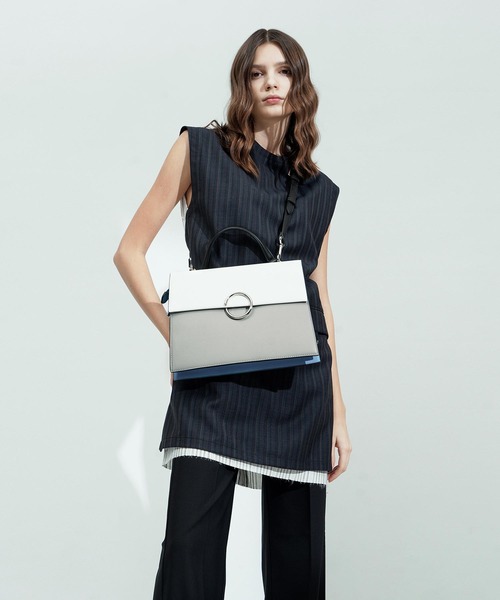 CHARLES & KEITH（チャールズ & キース）の「リングディティール