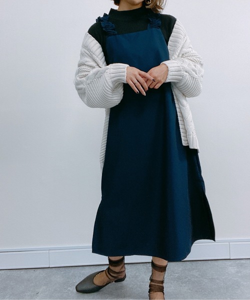 ap retro(アプレトロ)の「フリルストラップワンピース【ZOZO限定アイテム】(ワンピース・レディース・ブラック/カーキ/ネイビー・FREE)」の18枚目の写真