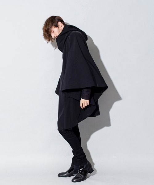 NO ID.(ノーアイディ)の「mcg2773-ストレッチフーデッドポンチョ(ポンチョ・メンズ・ブラック/ブラック系その他・ONE SIZE)」の4枚目の写真