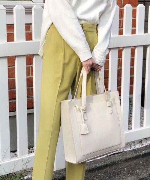 セール バッグ Banner フェイクレザートートバッグ トートバッグ Barrett バナーバレット のファッション Barrett バナーバレット のトートバッグ フェイクレザートートバッグ をセール価格で購入できます Banner Banner