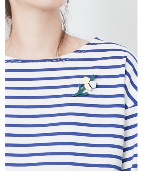 POU DOU DOU(プードゥドゥ)の「ランドスケープ3輪花ブローチ(ブローチ/コサージュ・レディース・パープル・8)」の4枚目の写真