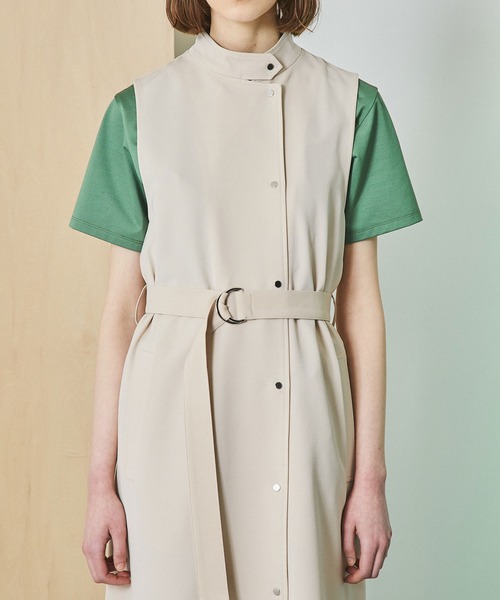 UNITED TOKYO（ユナイテッドトウキョウ）の「ショートレザー2WAYトレンチ（トレンチコート・レディース・ベージュ/ブラック/ブラウン・1）」の15枚目の写真