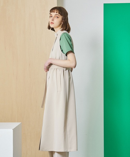 UNITED TOKYO（ユナイテッドトウキョウ）の「ショートレザー2WAYトレンチ（トレンチコート・レディース・ベージュ/ブラック/ブラウン・1）」の12枚目の写真