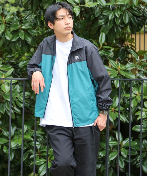 FILA(フィラ)の「【FILA/フィラ】軽量撥水タフタジャケット / ユニセックス UV(マウンテンパーカー・メンズ・ブラック/カーキ/ネイビー/ダークグリーン・MEDIUM/X-LARGE/LARGE)」の6枚目の写真