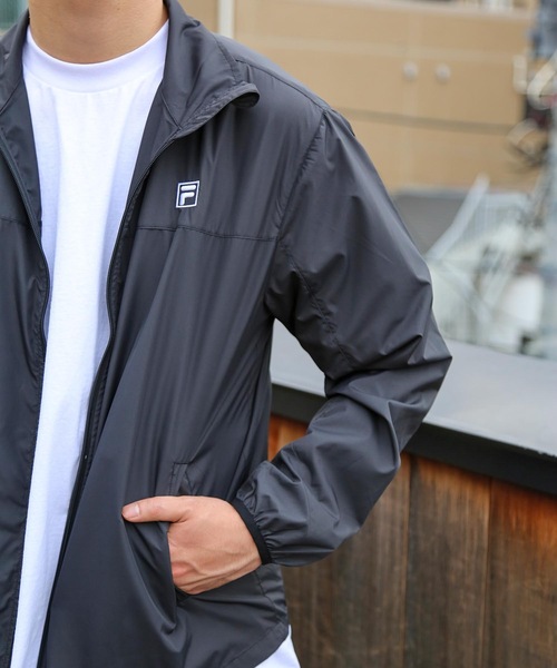 FILA(フィラ)の「【FILA/フィラ】軽量撥水タフタジャケット / ユニセックス UV(マウンテンパーカー・メンズ・ブラック/カーキ/ネイビー/ダークグリーン・MEDIUM/X-LARGE/LARGE)」の11枚目の写真