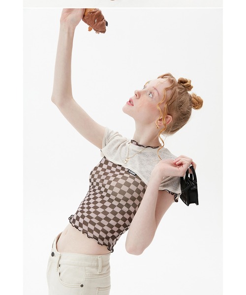 KIRSH(キルシー)の「『KIRSH/キルシー』WAVE STITCH CROP T-SHIRT KH/ウエーブステッチクロップド丈 半袖Tシャツ(Tシャツ/カットソー・レディース・ブラウン/アイボリー・FREE)」の11枚目の写真