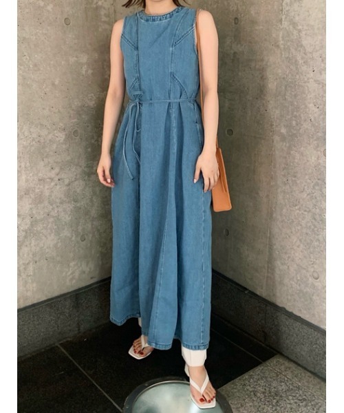 MOUSSY(マウジー)の「BACK OPEN DENIM LONG トップス(その他トップス・レディース・ライトブルー/ワンウォッシュ・FREE)」の18枚目の写真