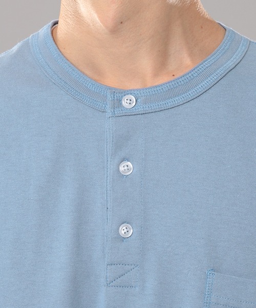 kutir(クティール)の「ヘンリーネックTシャツ(Tシャツ/カットソー・メンズ・ライトブルー/オフホワイト/マスタード・MEDIUM/LARGE)」の20枚目の写真