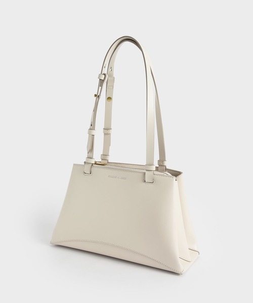 CHARLES & KEITH（チャールズ & キース）の「ダブルハンドル トラペーズトート / Double Handle Trapeze Tote（トートバッグ・レディース・ブラック/グリーン/ライトブラウン/クリーム・L）」の21枚目の写真