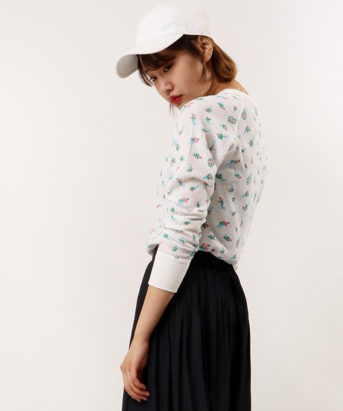 JEMORGAN(ジェーイーモーガン)の「JEMORGAN ワッフルブーケ柄クルーネックカットソー(パック入)(Tシャツ/カットソー・レディース・ホワイト/杢グレー・FREE)」の6枚目の写真