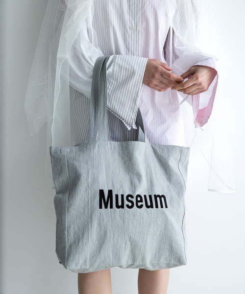 TREASURE TOPKAPI(トレジャートプカピ)の「MUSEUM プリント トートバッグ(トートバッグ・レディース・ベージュ/グレー/レッド/ダークグリーン・FREE)」の2枚目の写真