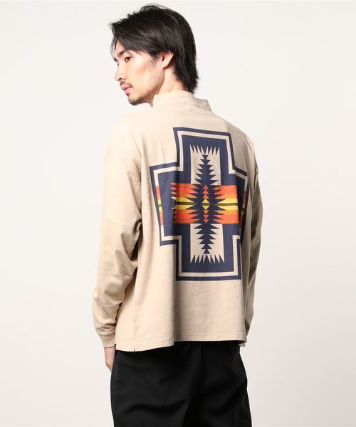 PENDLETON(ペンドルトン)の「【 PENDLETON / ペンドルトン 】 UNISEX MOCK NECK Tshirt ユニセックス モックネック ロンT バックプリント MNY(Tシャツ/カットソー・メンズ・ホワイト/ブラック/ベージュ/グレイッシュベージュ・M/L/XL)」の9枚目の写真