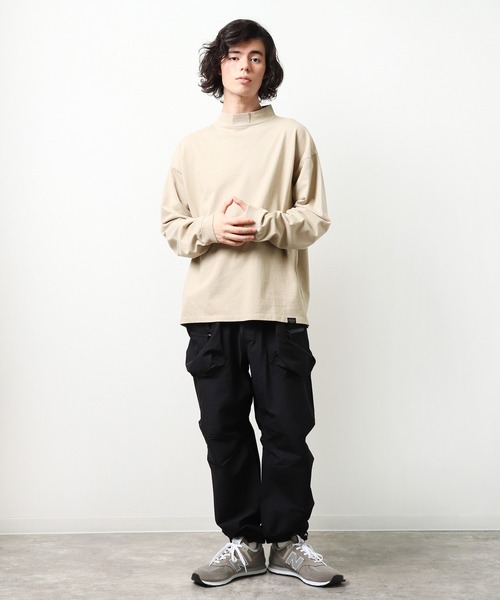PENDLETON(ペンドルトン)の「【 PENDLETON / ペンドルトン 】 UNISEX MOCK NECK Tshirt ユニセックス モックネック ロンT バックプリント MNY(Tシャツ/カットソー・メンズ・ホワイト/ブラック/ベージュ/グレイッシュベージュ・M/L/XL)」の12枚目の写真