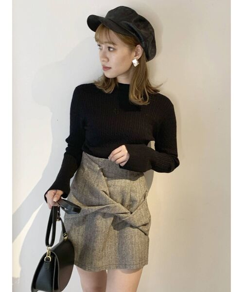 dazzlin（ダズリン）の「リボンポイントミニスカート（スカート・レディース・ブラック/ブラウン/グレー・SMALL/MEDIUM）」の3枚目の写真