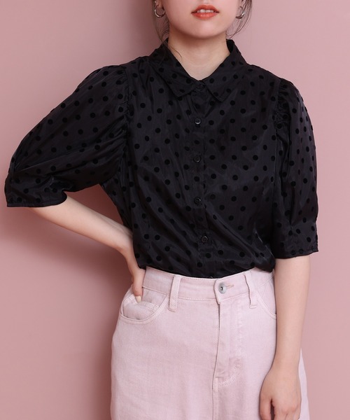 one after another NICE CLAUP（ワンアフターアナザーナイスクラップ）の「シアードット衿ブラウス（シャツ/ブラウス・レディース・ブラック/アイボリー/チェック・FREE）」の2枚目の写真