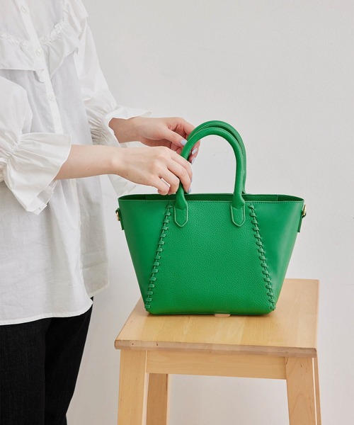 ROPE' PICNIC(ロペピクニック)の「ハンドステッチミドルトート&ショルダーバッグ(ショルダーバッグ・レディース・ブラック/ホワイト系その他5/グリーン・FREE)」の1枚目の写真