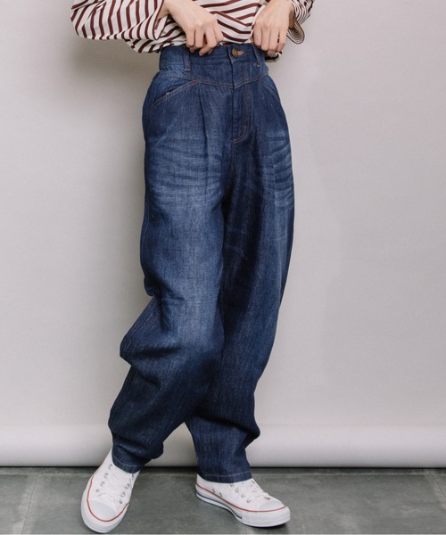 refinedworks(リファインドワークス)の「デニム・テーパードパンツ(デニムパンツ・レディース・ブルー/インディゴブルー・FREE)」の1枚目の写真