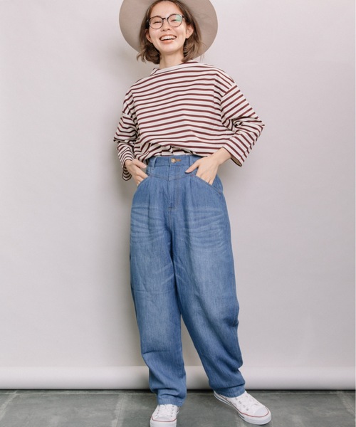 refinedworks(リファインドワークス)の「デニム・テーパードパンツ(デニムパンツ・レディース・ブルー/インディゴブルー・FREE)」の2枚目の写真