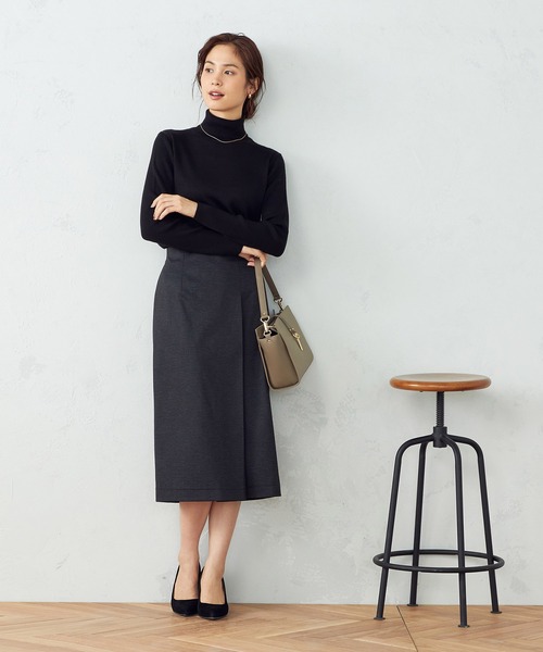 COMME CA ISM(コムサイズム)の「タートルネック ニットプルオーバー(ニット/セーター・レディース・ブラック/ベージュ/グレー/サックスブルー・SMALL/MEDIUM/LARGE)」の9枚目の写真