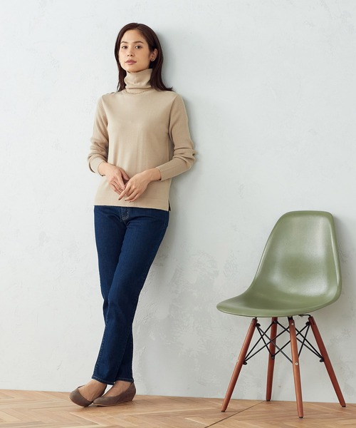 COMME CA ISM(コムサイズム)の「タートルネック ニットプルオーバー(ニット/セーター・レディース・ブラック/ベージュ/グレー/サックスブルー・SMALL/MEDIUM/LARGE)」の15枚目の写真