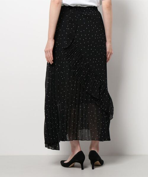 ADIRA（アディラ）の「ランダムプリーツスカート（スカート・レディース・ブラック/ベージュ・MEDIUM）」の10枚目の写真