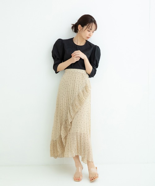 ADIRA（アディラ）の「ランダムプリーツスカート（スカート・レディース・ブラック/ベージュ・MEDIUM）」の13枚目の写真