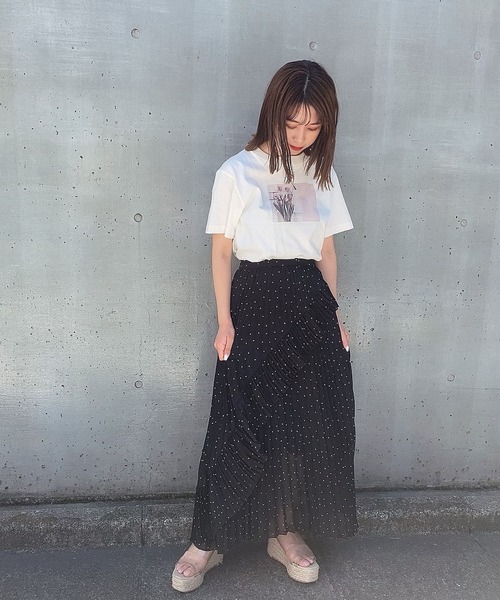 ADIRA（アディラ）の「ランダムプリーツスカート（スカート・レディース・ブラック/ベージュ・MEDIUM）」の9枚目の写真